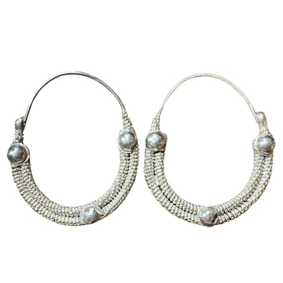 Jewelry - Silver Earrings (Used - Good Condition) 🩶